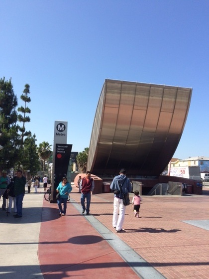 地下鉄サンタモニカ駅.jpeg