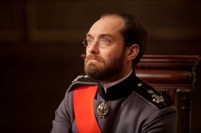 Jude-Law-in-Anna-Karenina-6.jpg